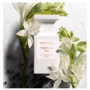 TOM FORD
Tubéreuse Nue-1.7 oz/ 50 mL Eau de Parfum Spray. Brand New. Never Used